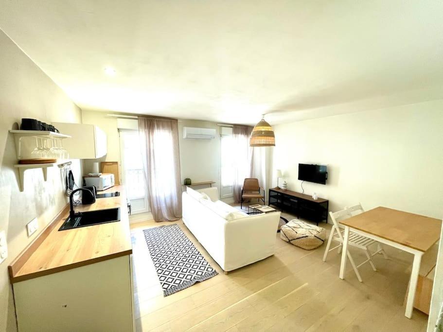Maison Charmante Avec Terrasse, 2 Chambres Marseillan  Eksteriør bilde